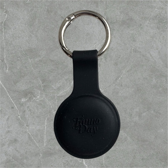 Fanno Day Other - $3 Add-On 🆕Airtag Holder - Black